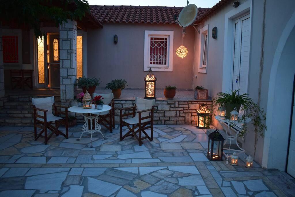 Βίλα Εύη Ligourion Exteriör bild